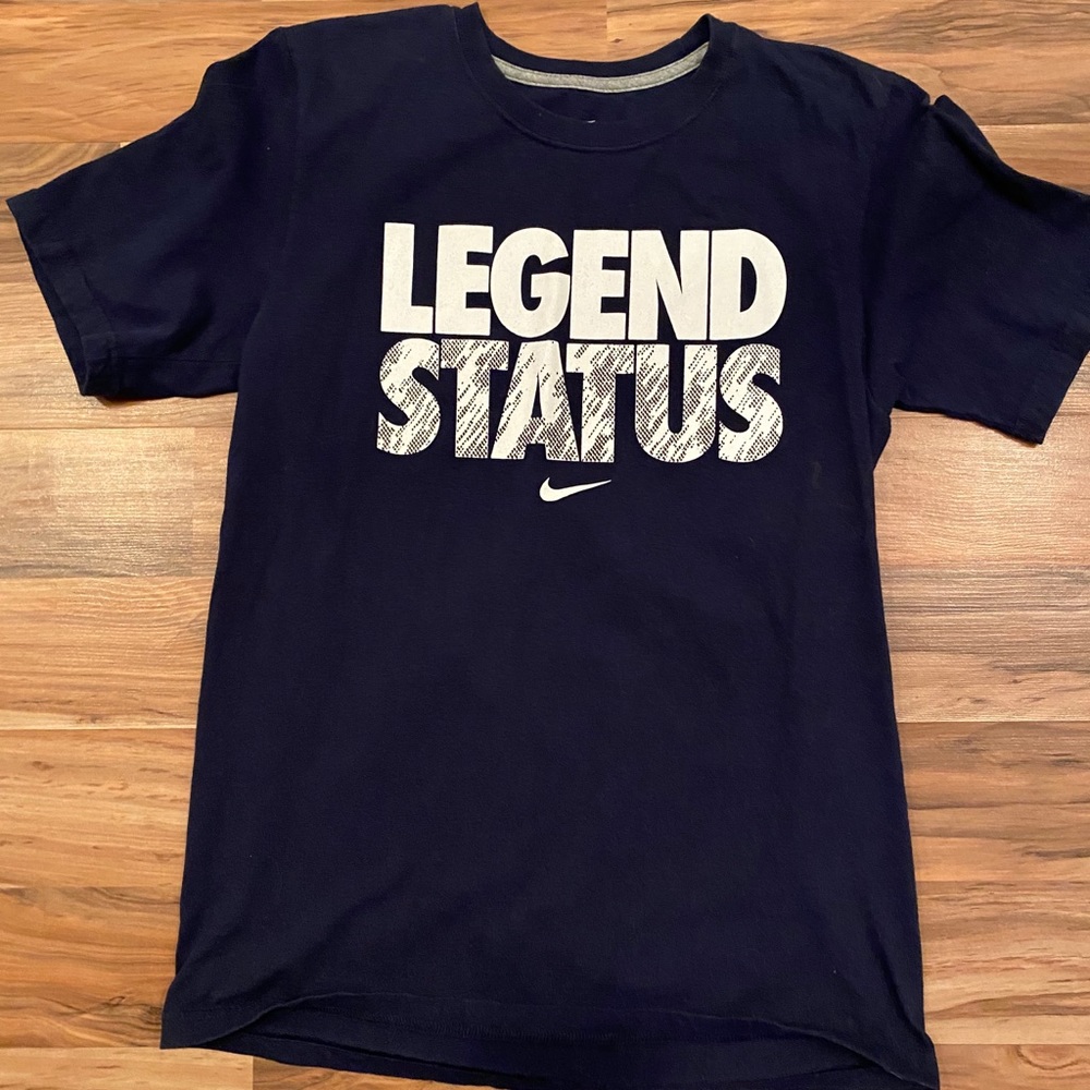 Men’s NWOT Nike Shirt